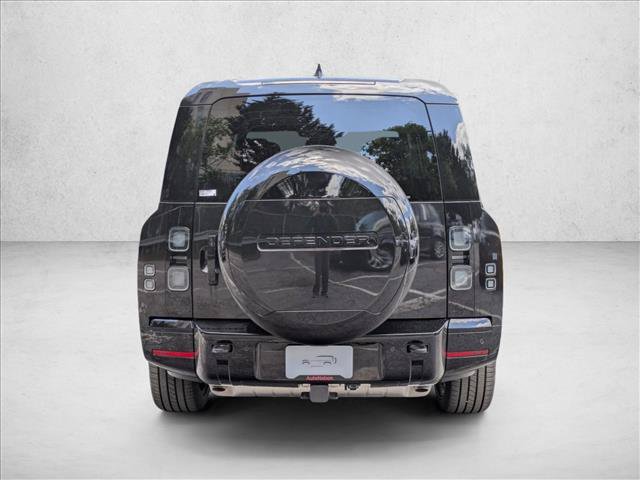 New 2026 Land Rover Defender 130 X-Dynamic SE AWD/4WD image 8
