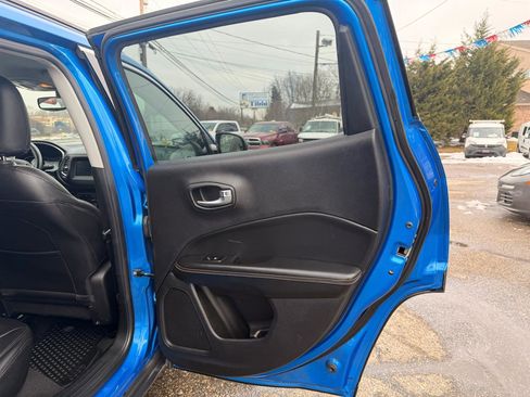 Used 2018 Jeep Compass Latitude w/ Popular Equipment Group image 16