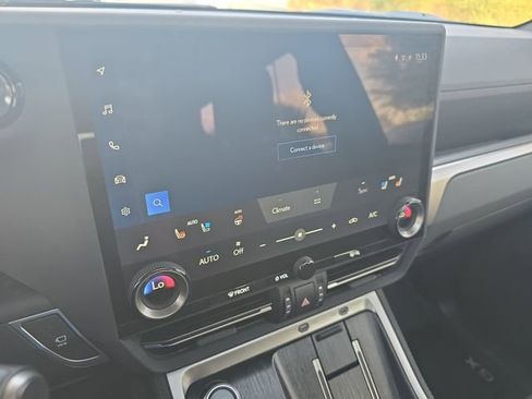 Used 2024 Lexus GX 550 image 20