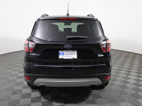 Used 2018 Ford Escape SE FWD image 6