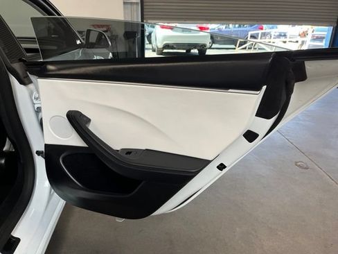 Used 2025 Tesla Model 3 Long Range RWD image 15