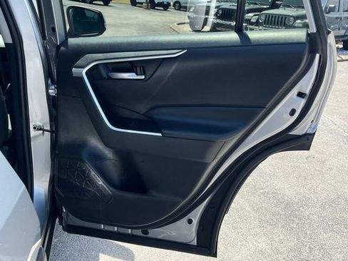 Used 2023 Toyota RAV4 XLE FWD image 23