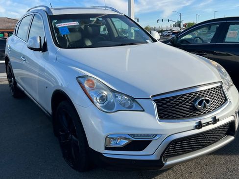 Used 2017 INFINITI QX50 AWD w/ Deluxe Touring Package image 3