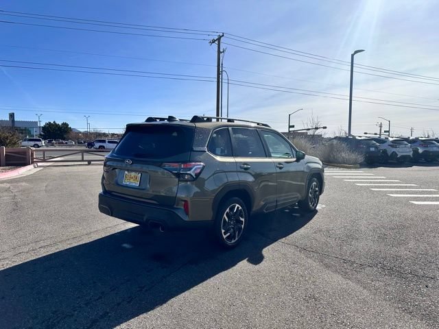 Used 2025 Subaru Forester Limited AWD/4WD image 2