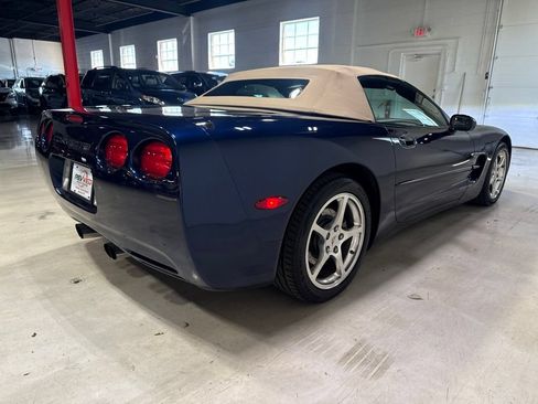 Used 1999 Chevrolet Corvette Convertible w/ Memory Pkg RWD image 7