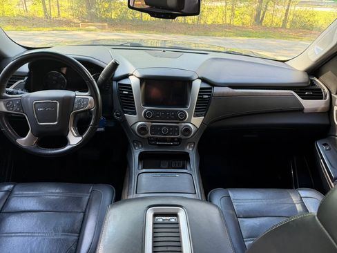 Used 2018 GMC Yukon Denali w/ Open Road Package image 12
