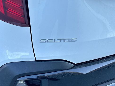 New 2026 Kia Seltos S AWD/4WD image 5