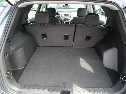 Used 2023 Chevrolet Equinox LS w/ LPO, Floor Liner Package AWD/4WD image 21
