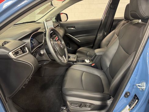Certified 2026 Toyota Corolla Cross XLE w/ Convenience Package FWD image 14