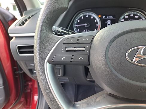 Used 2023 Hyundai Sonata SE image 19