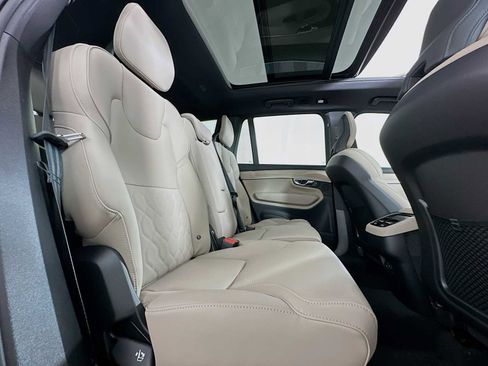 New 2026 Volvo XC90 B6 Plus w/ Protection Package Premier image 26