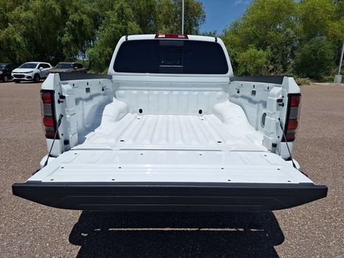 Certified 2025 Nissan Frontier SV RWD image 14