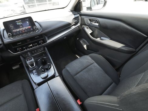 Used 2024 Nissan Rogue SV AWD/4WD image 44
