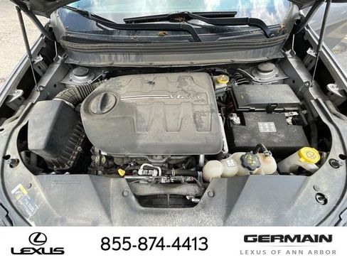 Used 2019 Jeep Cherokee Limited AWD/4WD image 24