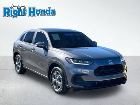 Used 2026 Honda HR-V LX image 9