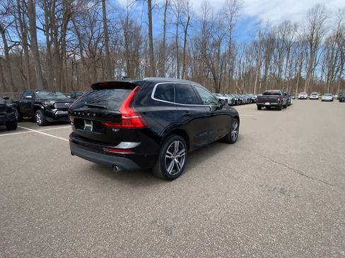 Used 2019 Volvo XC60 T6 Momentum image 8