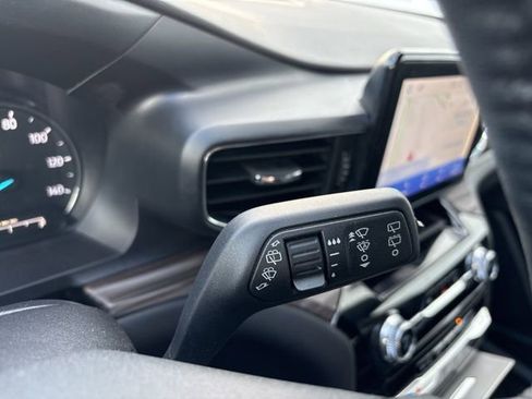 Used 2023 Ford Explorer Limited w/ Equipment Group 301A image 24