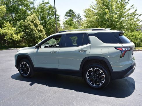 Used 2026 Chevrolet Equinox LT w/ Convenience Package II AWD/4WD image 9