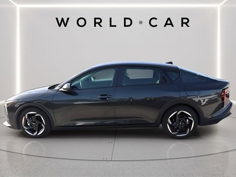 Used 2025 Kia K4 EX image 4