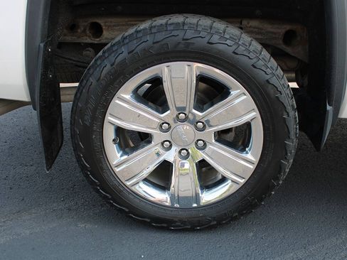 Used 2017 GMC Sierra 1500 SLT AWD/4WD image 16