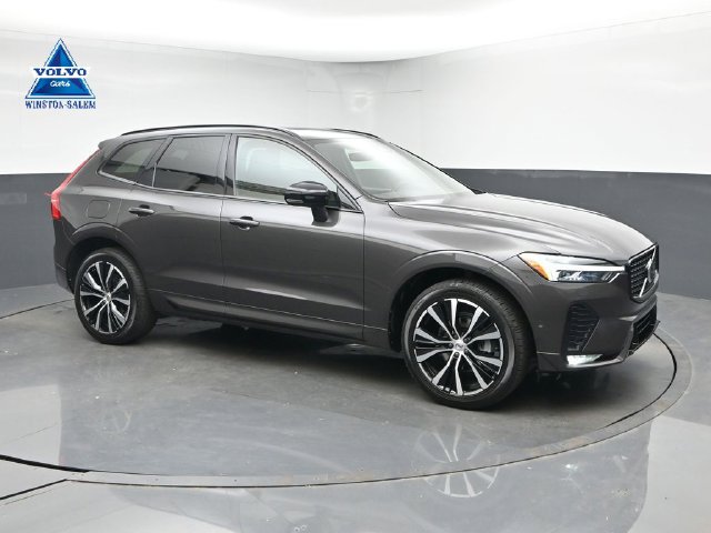 Used 2023 Volvo XC60 B5 Plus w/ Climate Package AWD/4WD image 1
