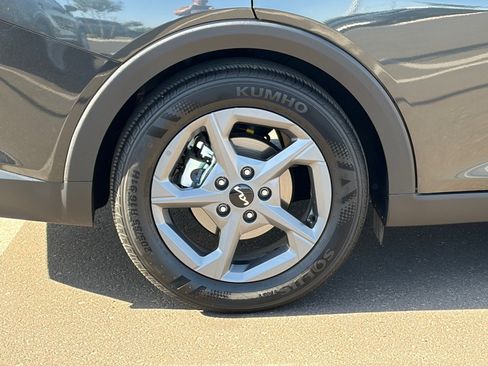 Certified 2025 Kia K4 FWD image 10