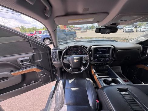 Used 2018 Chevrolet Silverado 1500 LTZ w/ Sport Package AWD/4WD image 31