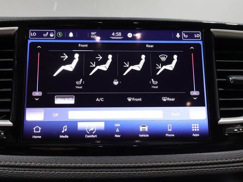 Used 2021 Chrysler Pacifica Touring-L FWD image 31