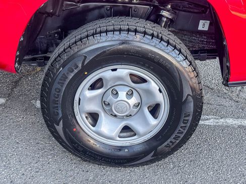 Certified 2023 Toyota Tacoma SR AWD/4WD image 12