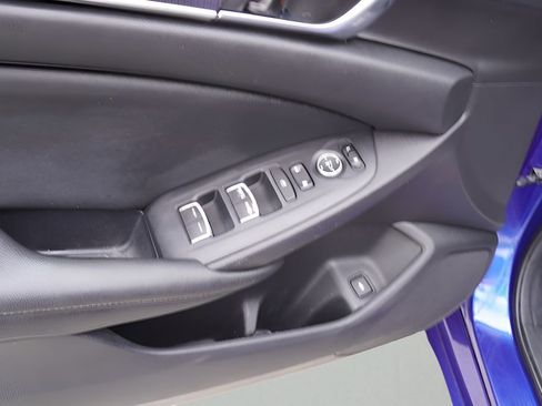 Used 2019 Honda Accord Sport image 15