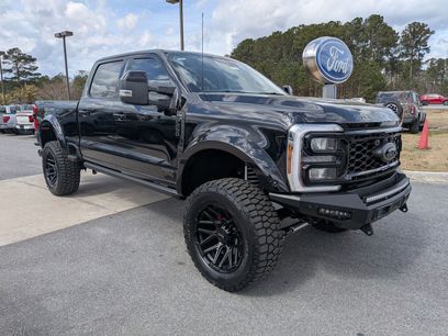 New 2026 Ford F250 Lariat w/ Black Appearance Package