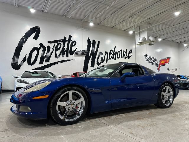 Used 2007 Chevrolet Corvette Coupe w/ Preferred Equipment Group RWD image 1
