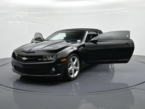 Used 2013 Chevrolet Camaro SS RWD image 25