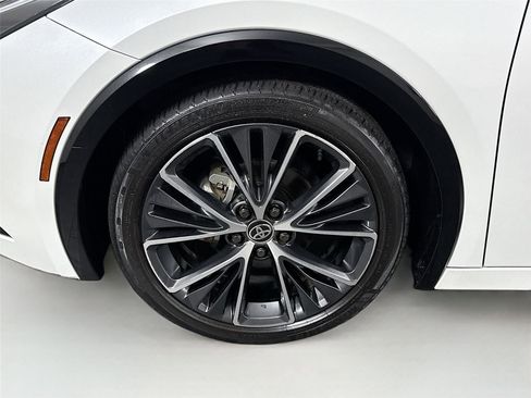 Certified 2024 Toyota Prius XLE image 46