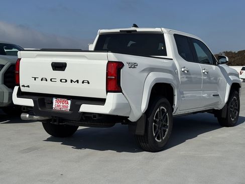 New 2025 Toyota Tacoma TRD Sport image 13