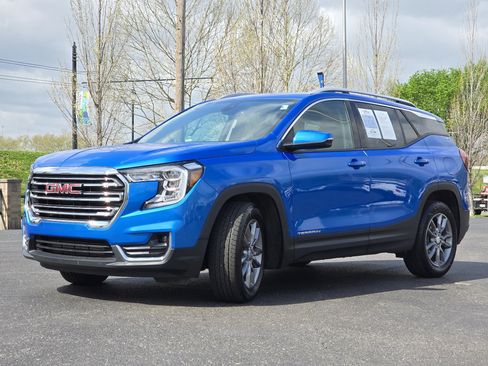 Used 2024 GMC Terrain SLT FWD image 20