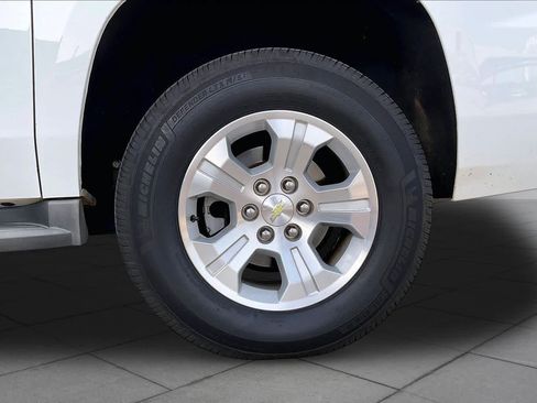 Used 2016 Chevrolet Suburban LT AWD/4WD image 11