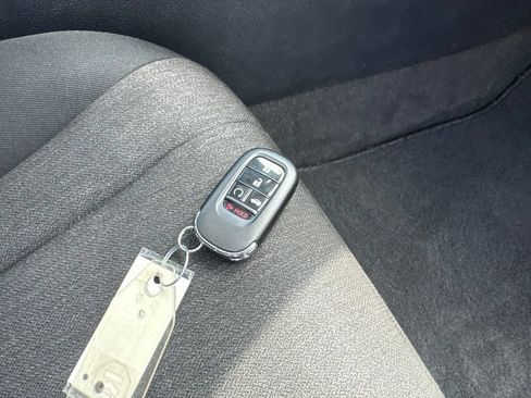 Certified 2024 Honda Accord EX image 39
