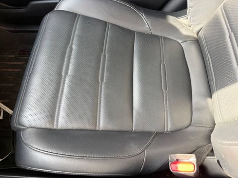 Used 2018 Honda CR-V Touring image 23