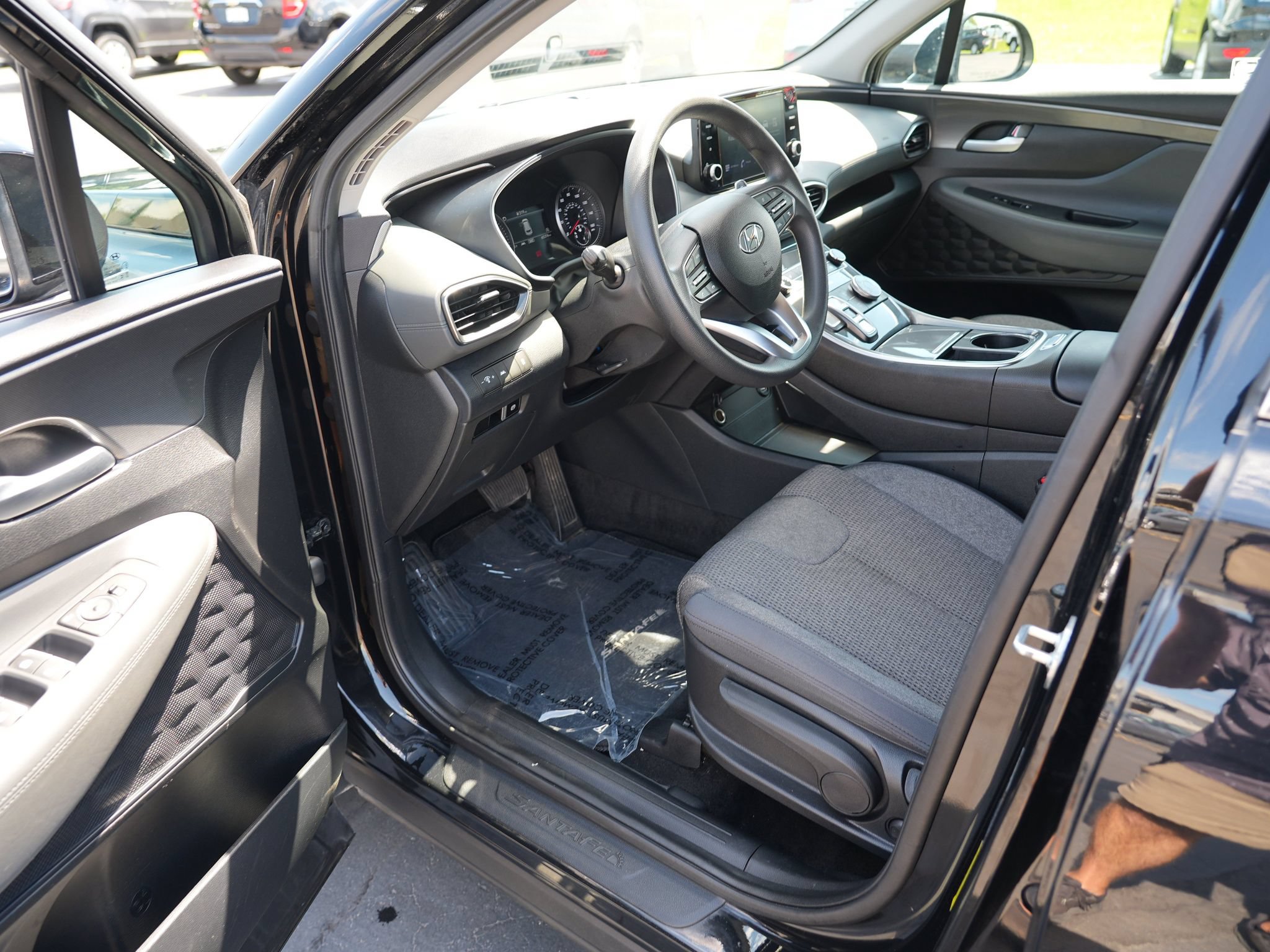 Used 2021 Hyundai Santa Fe SE AWD/4WD image 14