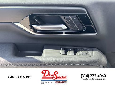 New 2026 GMC Yukon XL Denali w/ Denali Reserve Package AWD/4WD image 13
