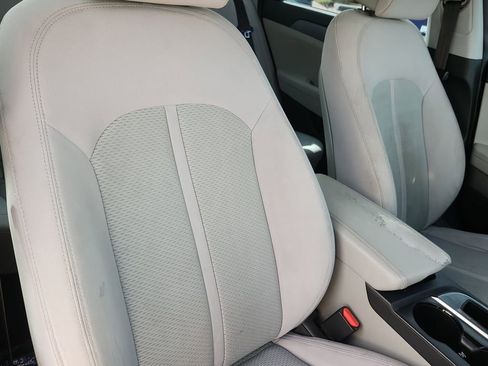 Used 2017 Hyundai Sonata SE image 13