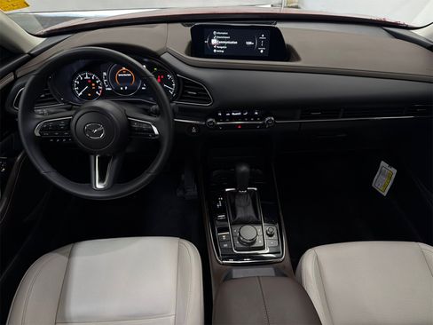 Certified 2025 MAZDA CX-30 AWD 2.5 S w/ Premium Package image 18