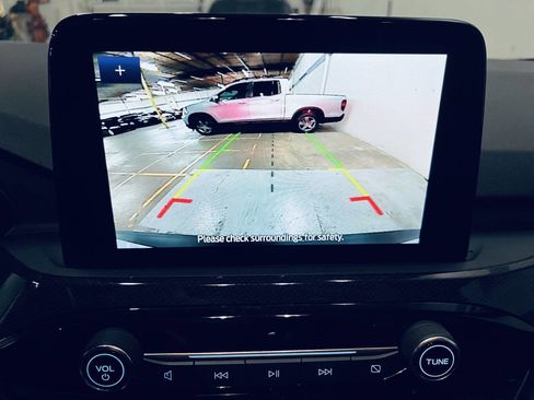 Used 2025 Ford Escape ST-Line Select AWD/4WD image 33