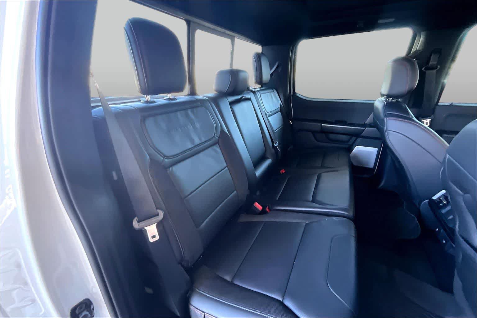 Used 2025 Ford F150 Raptor AWD/4WD image 32