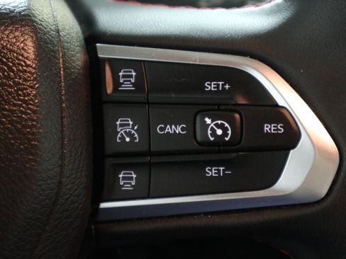 Used 2023 Jeep Compass Trailhawk image 29