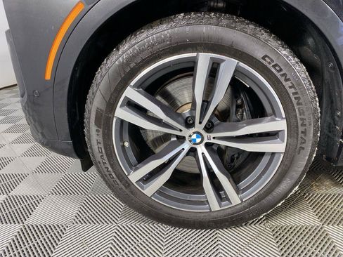 Used 2025 BMW X7 M60i w/ Climate Comfort Package AWD/4WD image 9