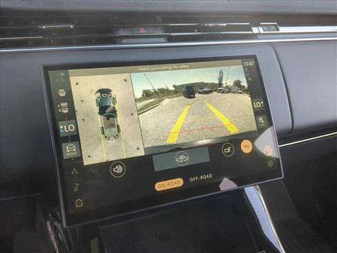 New 2027 Land Rover Range Rover Sport SE AWD/4WD image 14