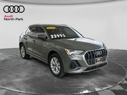 Used 2025 Audi Q3 2.0T Premium AWD/4WD image 7