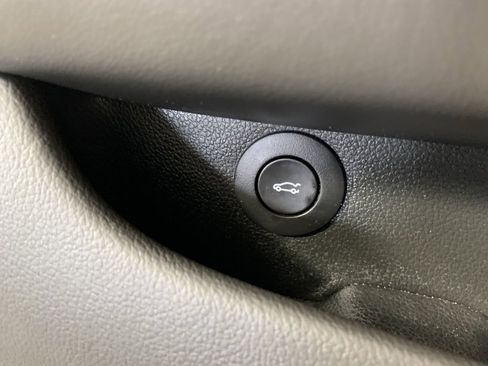 Used 2016 Cadillac CTS Performance w/ Driver Assist Package image 30